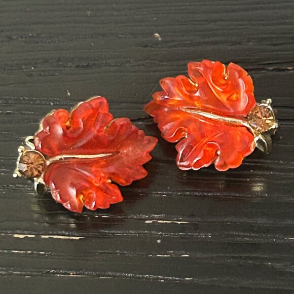 VTG LISNER Leaf Clip-On Earrings Gold Tone & Orange Molded Glass Fall Accessory - Picture 2 of 10